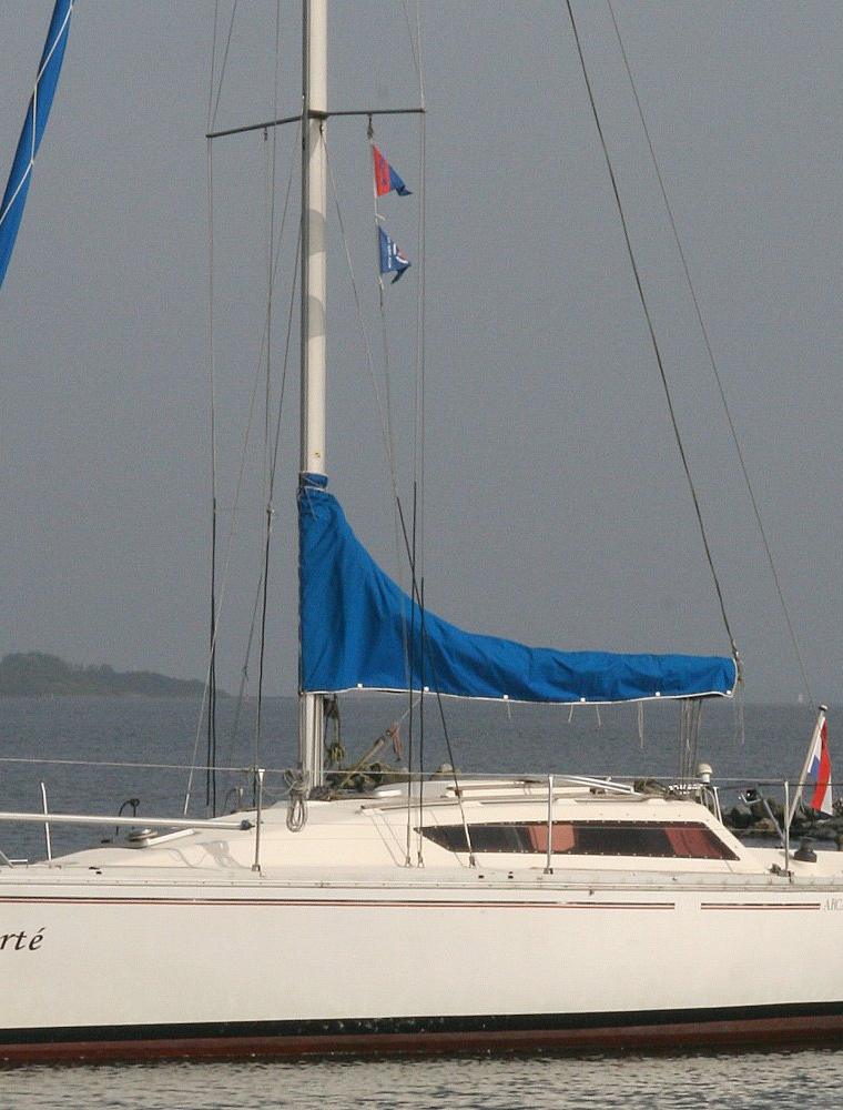 ARCADIA 30 (JEANNEAU)