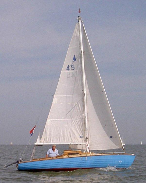 BARCHETTA 27