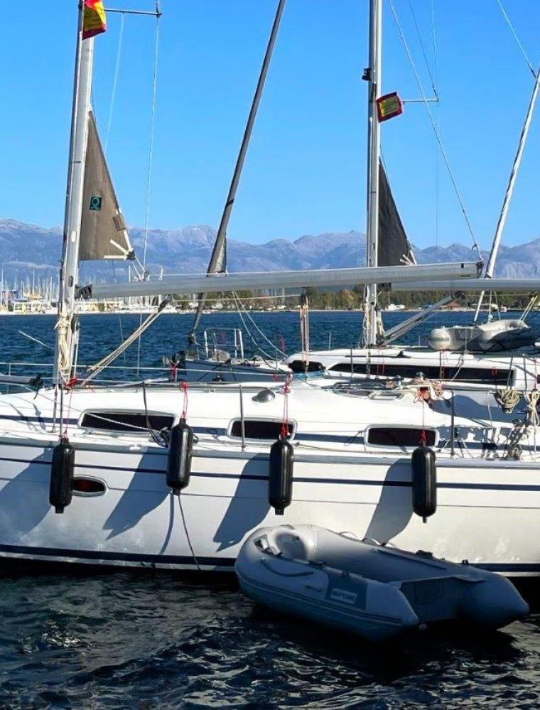 BAVARIA 34