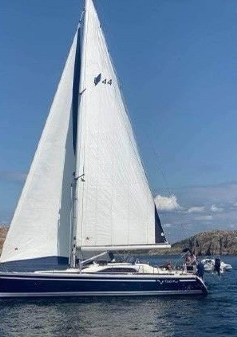BAVARIA 44 VISION