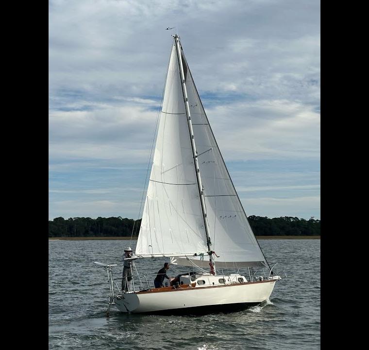 CAPE DORY 270
