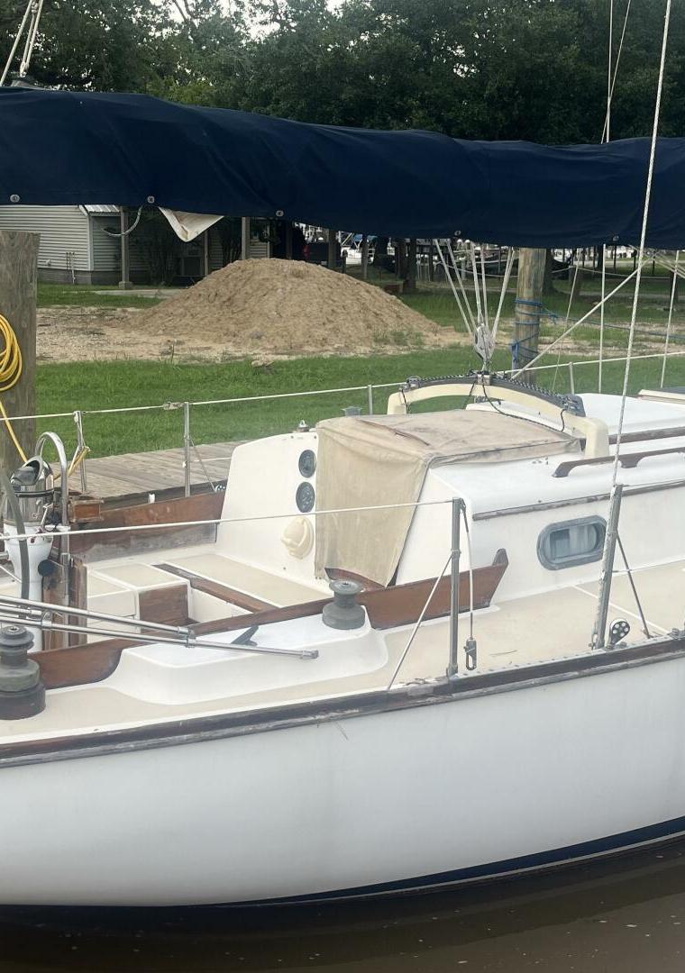 CAPE DORY 31