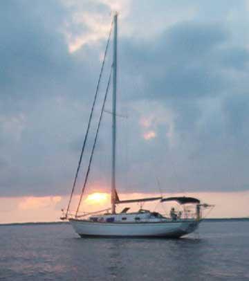 CAPE DORY 330