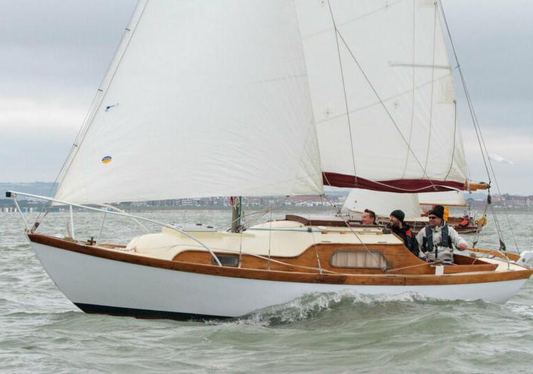 CARAVEL 25 (CHEVERTON)