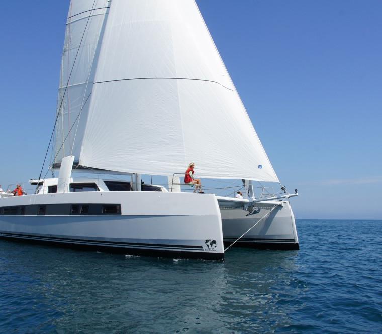 CATANA 62