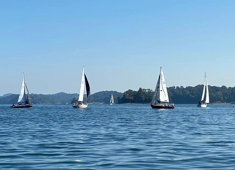 CHEROKEE 35