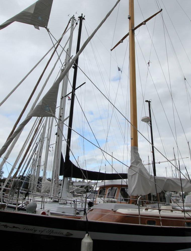 CLIPPER 48 SCHOONER (CHEOY LEE)