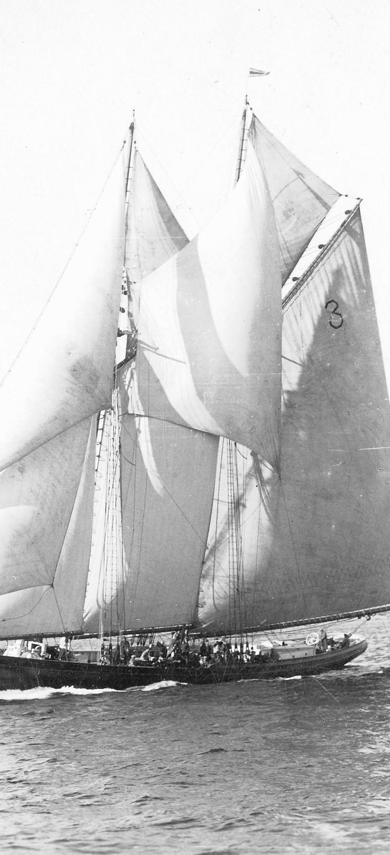 COLUMBIA 41 (SHOAL DRAFT)