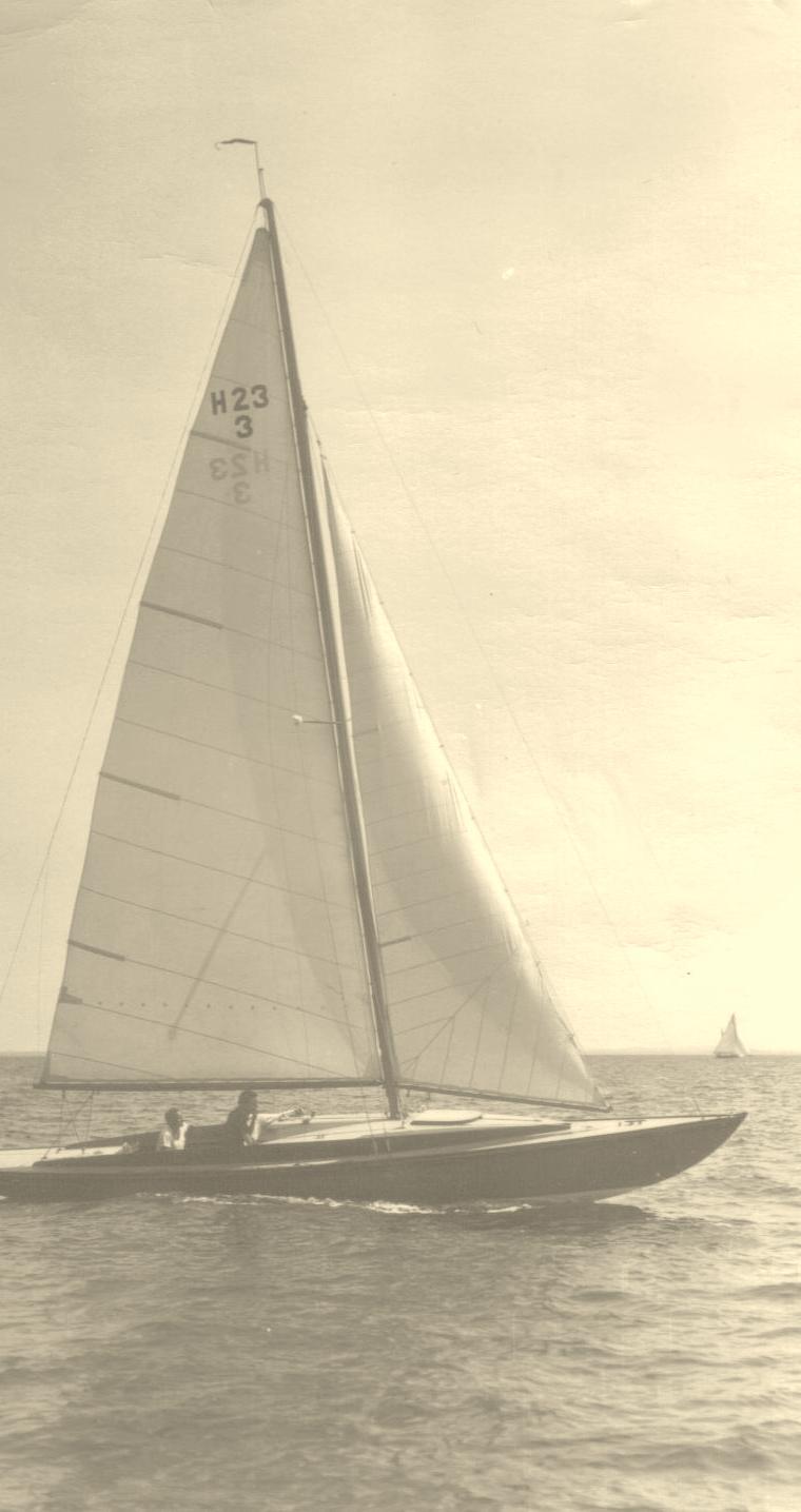 CRUSADER 27 (CHEVERTON)