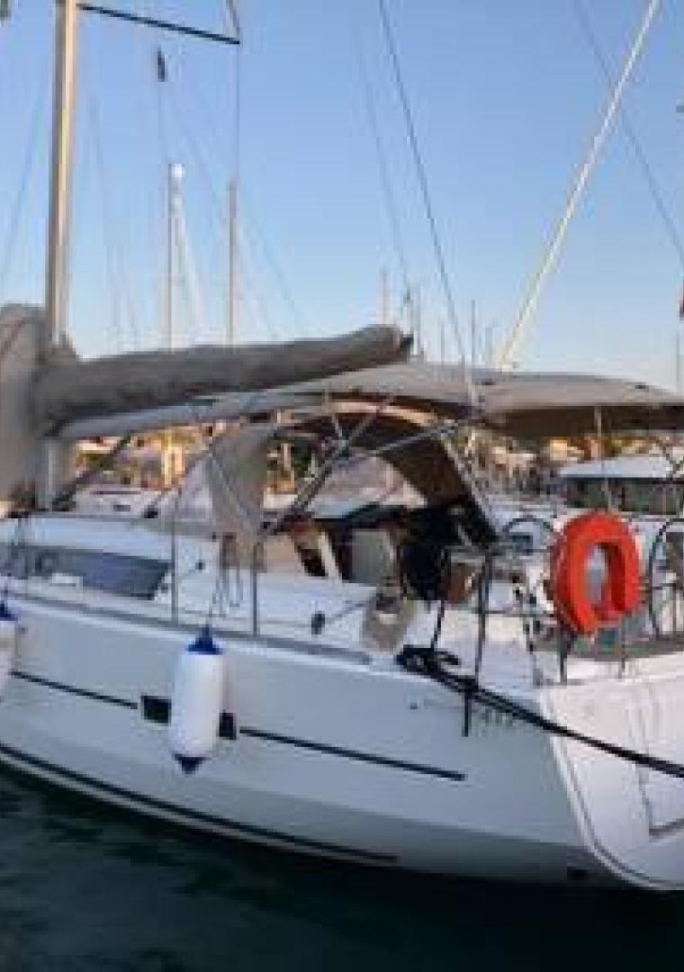 DUFOUR 42 (S&S)