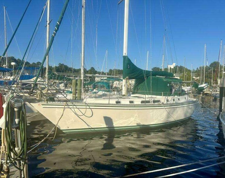 ENDEAVOUR 52