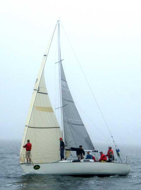 EVELYN 32