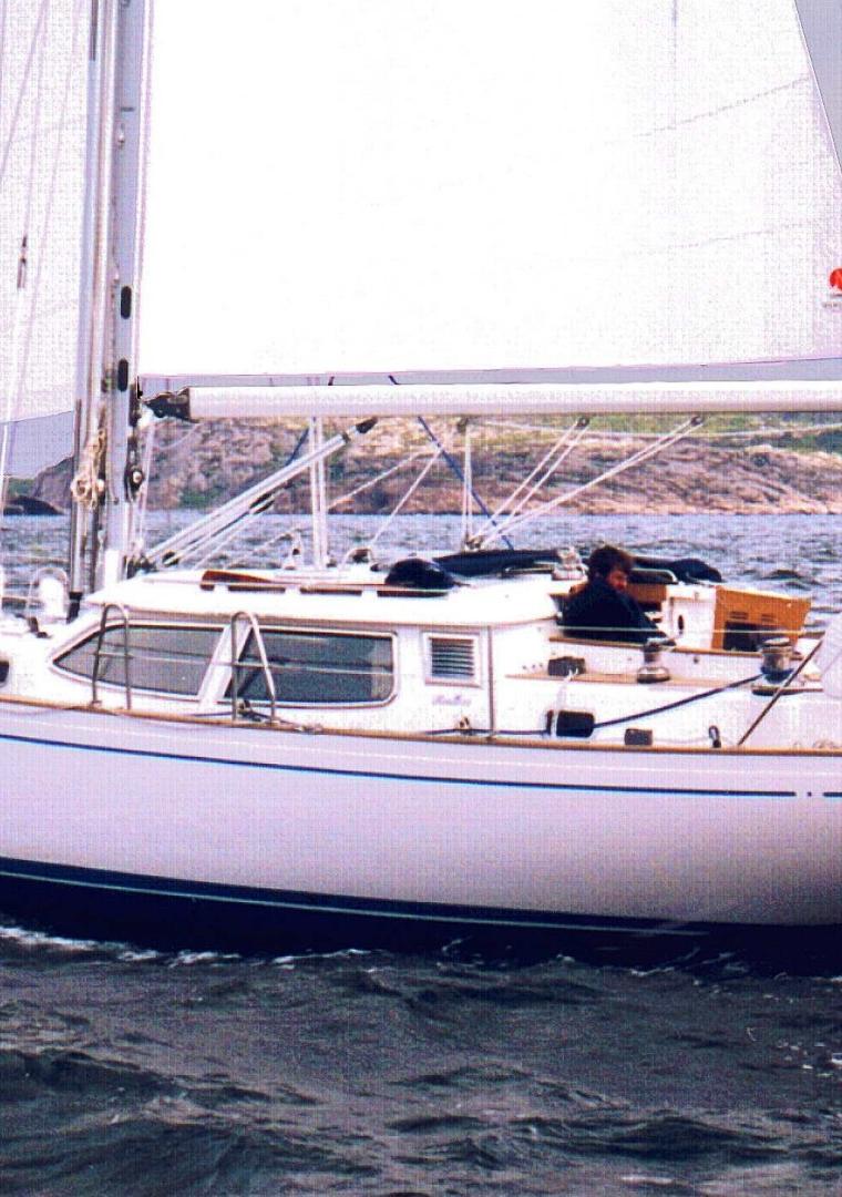 FANTASI 44 PILOT HOUSE