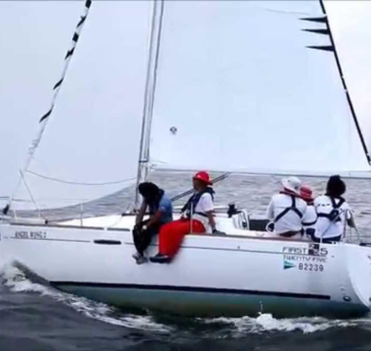 FIRST 25S (BENETEAU)