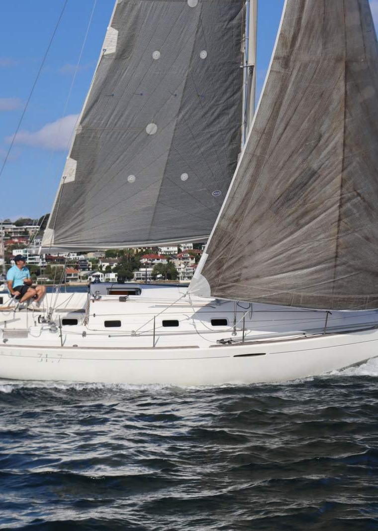 FIRST 31.7 (BENETEAU)