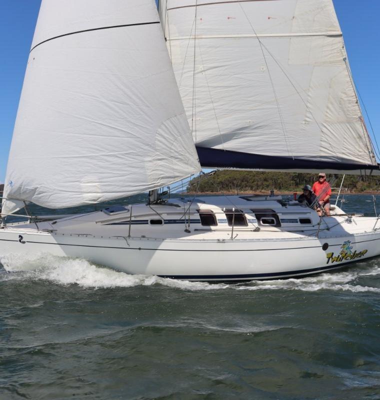 FIRST 35S5 (BENETEAU)