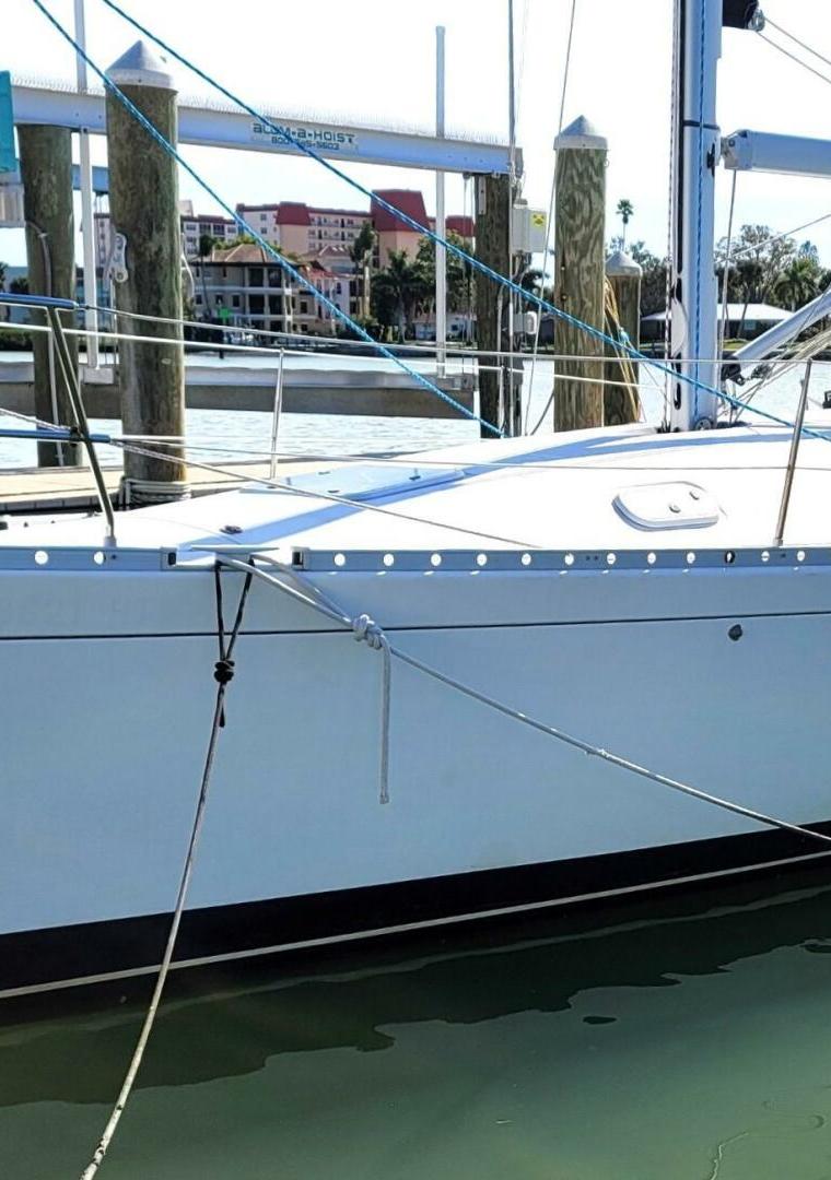 FIRST 38 (BENETEAU)