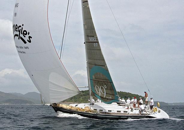 FIRST 53F5 (BENETEAU)