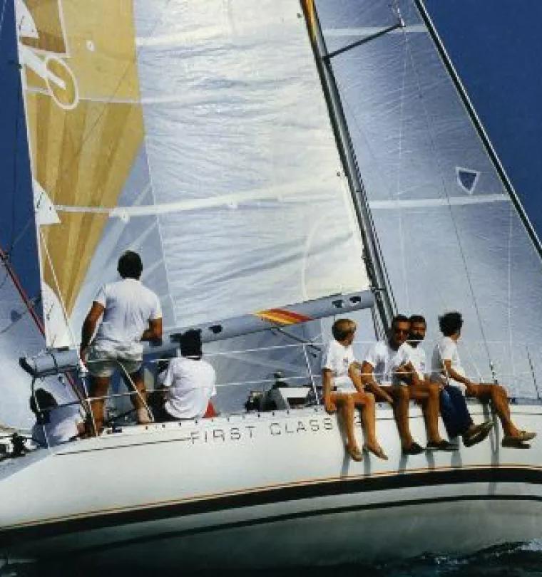 FIRST CLASS 12 (BENETEAU)