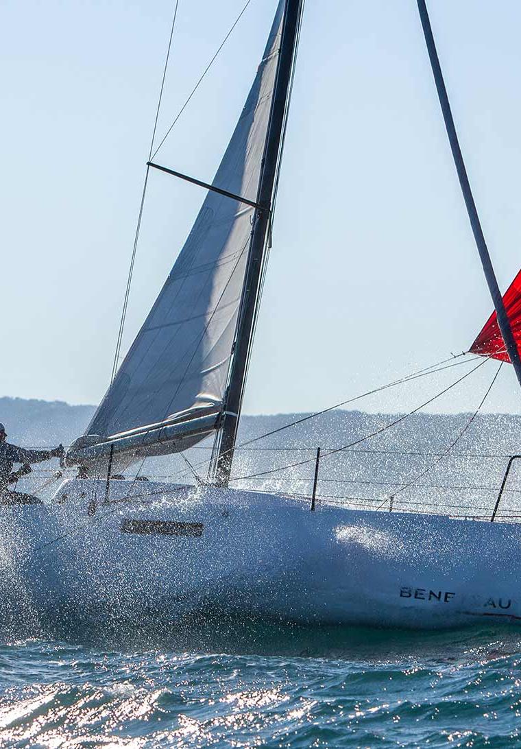 FIRST CLASS EUROPE (BENETEAU)