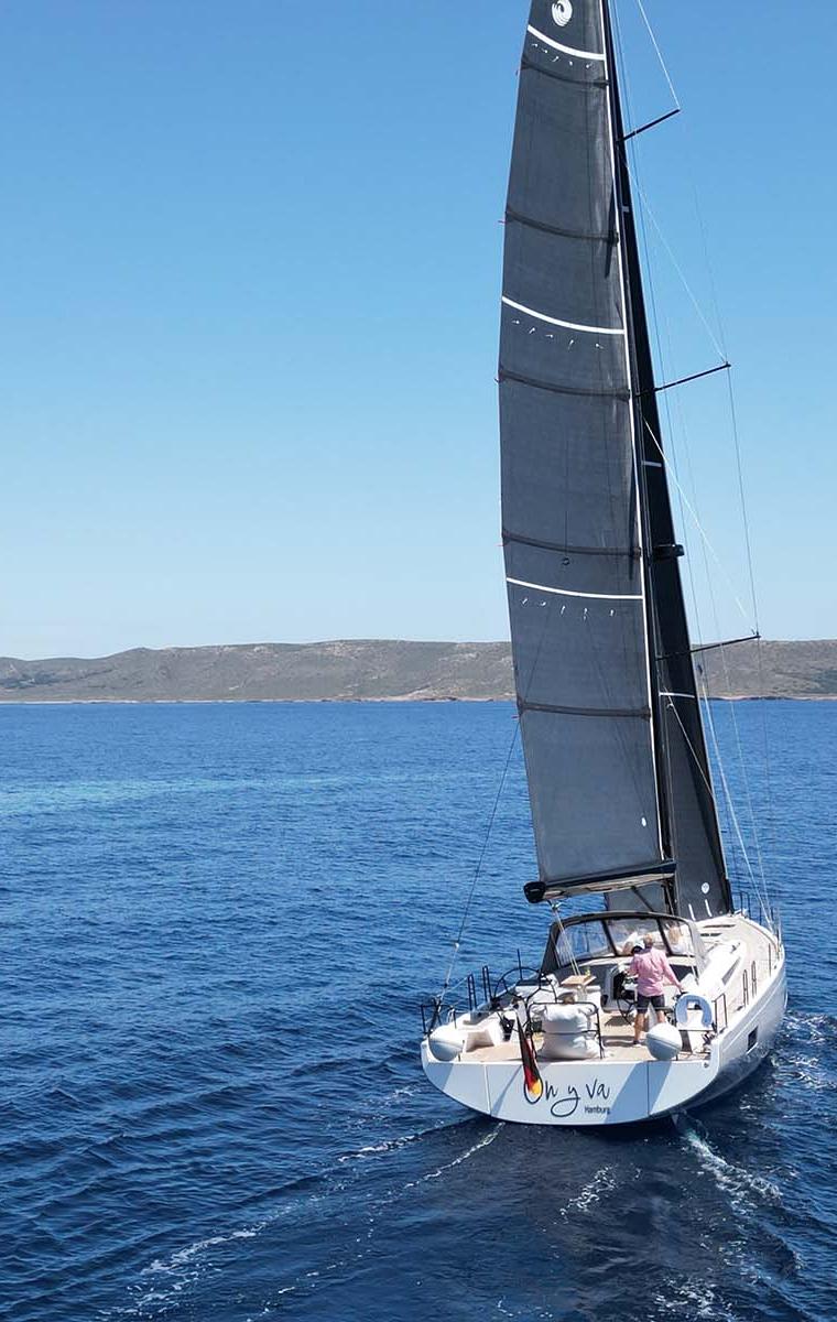 FIRST YACHT 53 (BENETEAU)