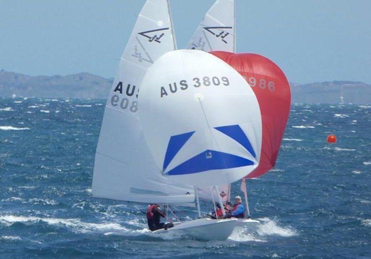 FLYING FIFTEEN