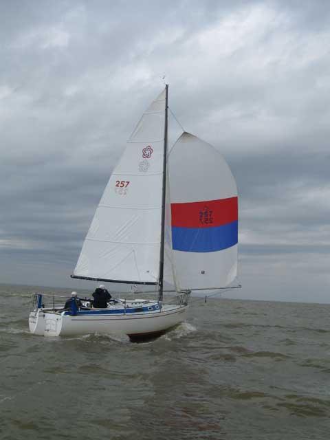 FREEDOM 25 STAYSAIL