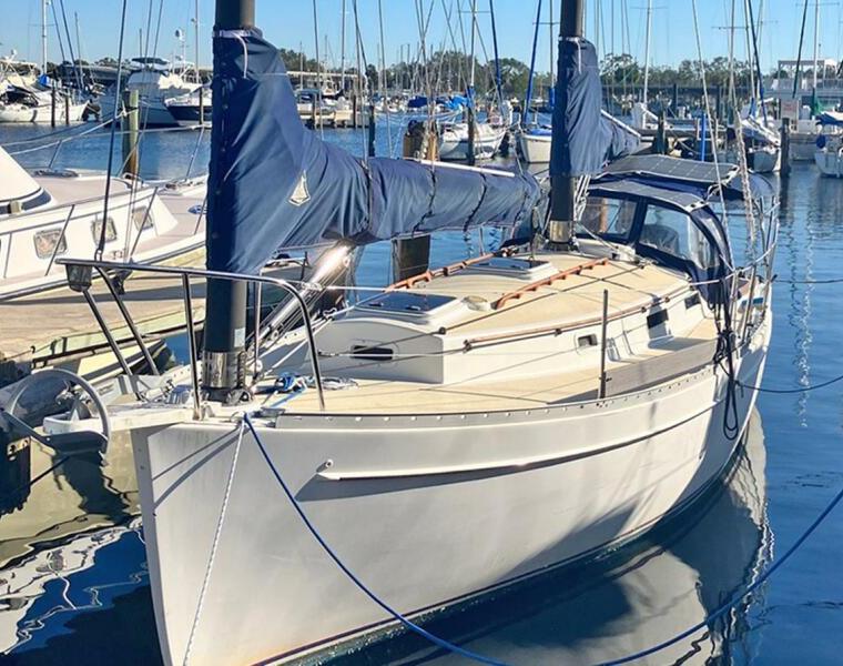 FREEDOM 28 (MULL)