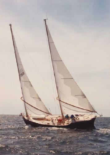 FREEDOM 36 CAT KETCH