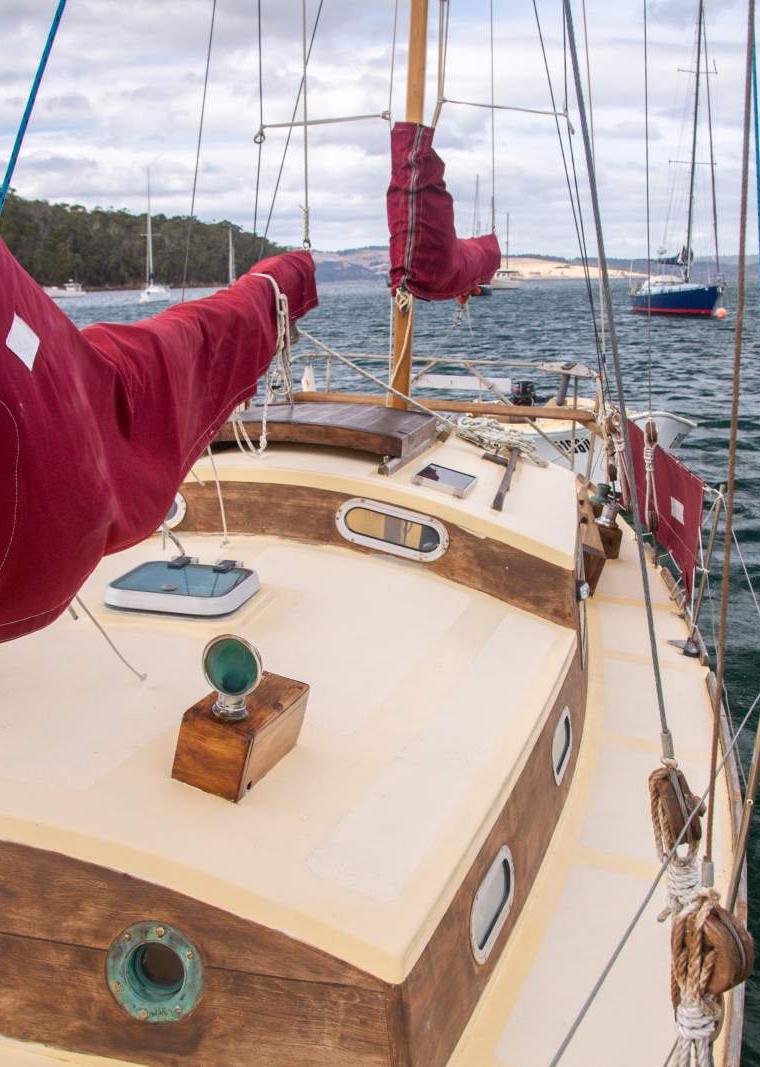 HERRESHOFF 27 CAT KETCH