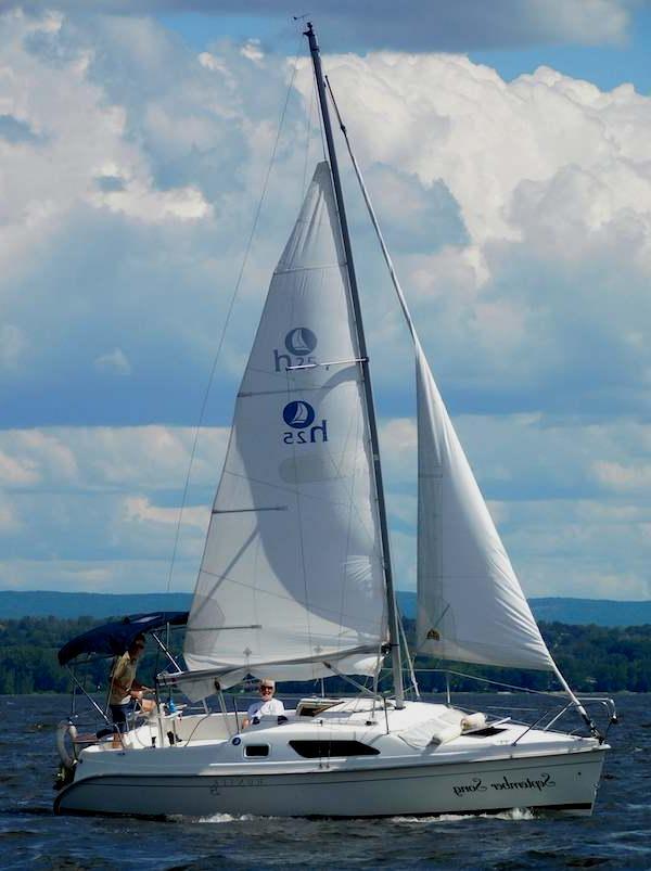 HUNTER 25-2