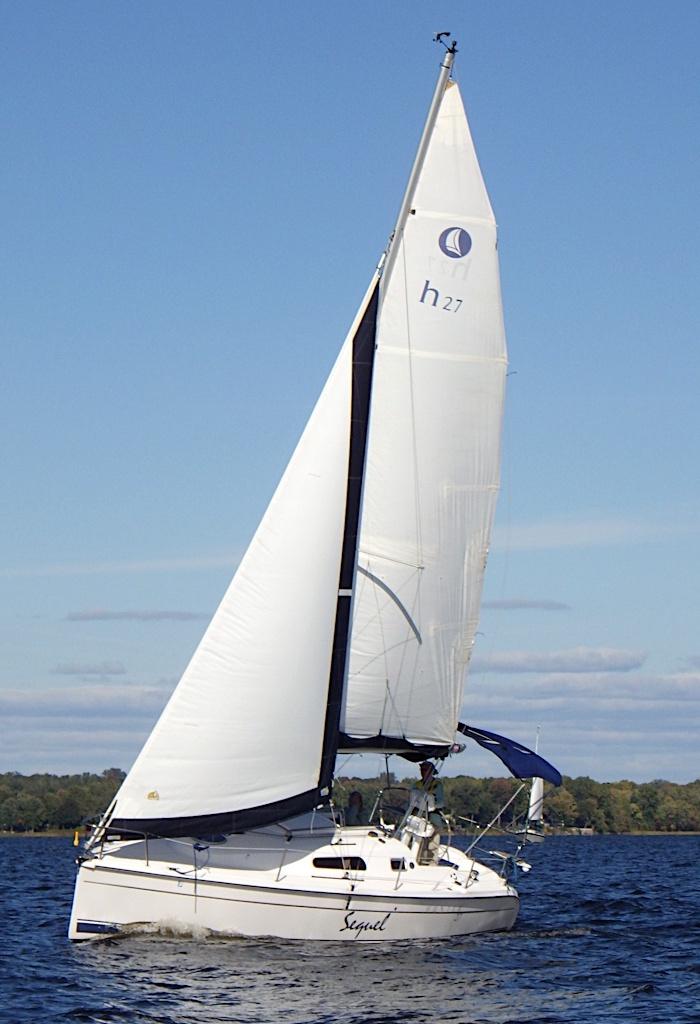 HUNTER 27-3