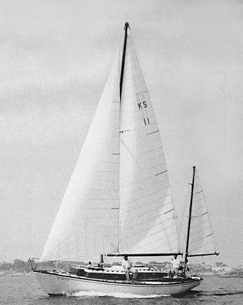 INTERNATIONAL MARINE 35