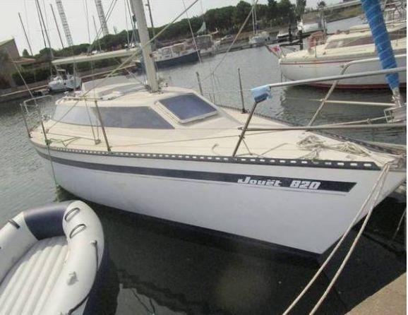 JOUËT 820
