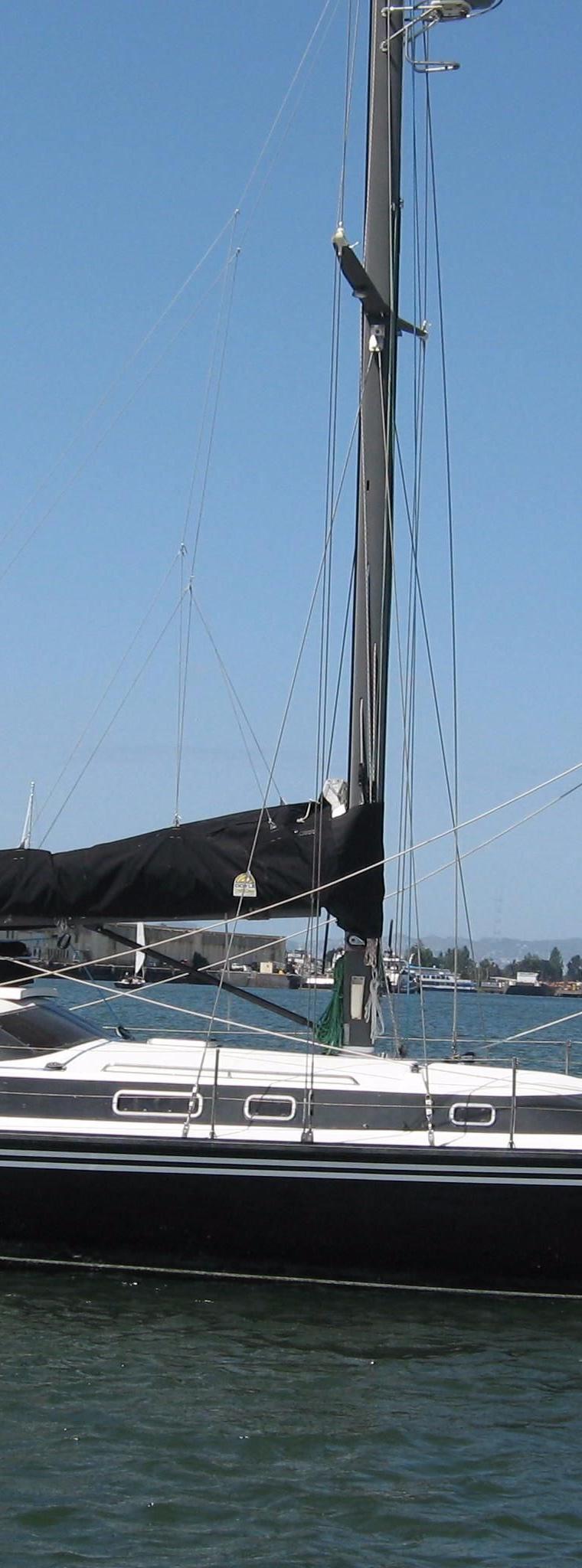 MACGREGOR 65 PILOT HOUSE