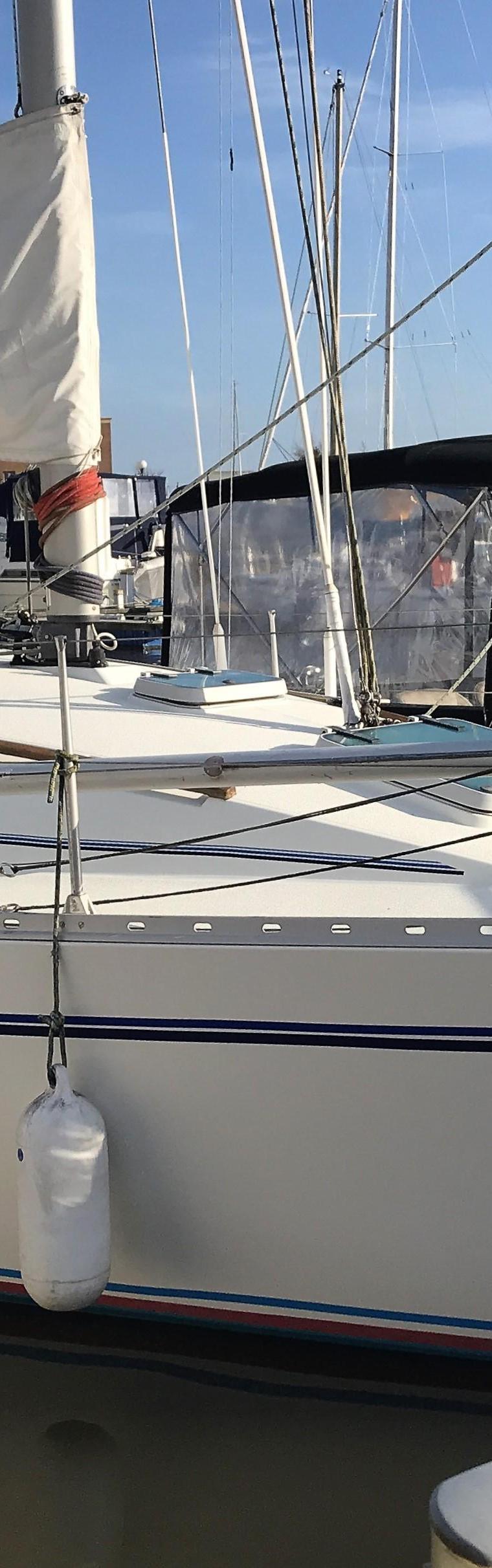 MOODY 28 FIN KEEL