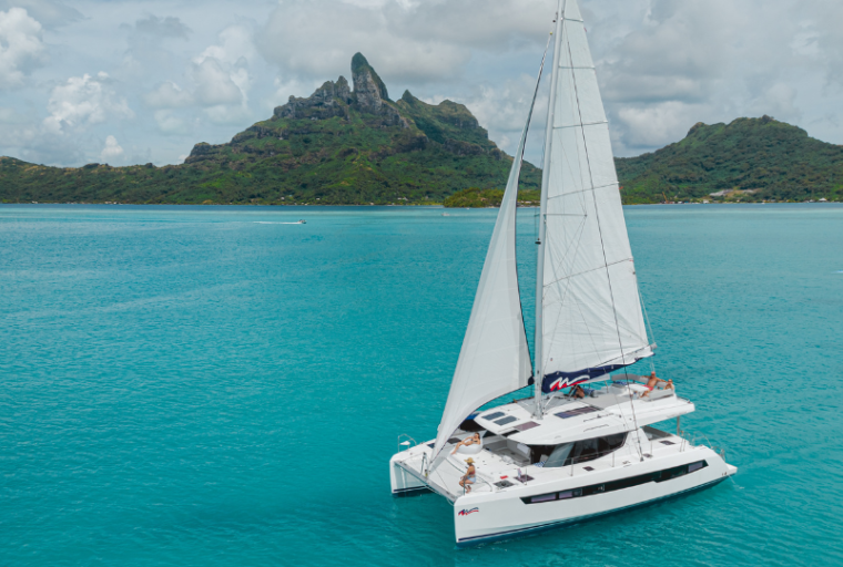 MOORINGS 32