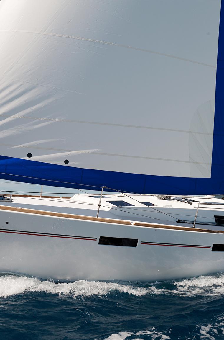MOORINGS 51.5