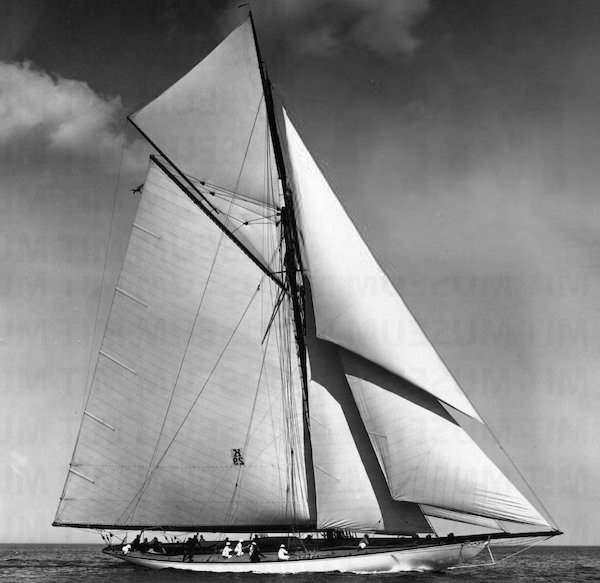 NEW YORK YACHT CLUB 57
