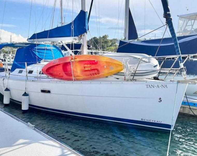 OCEANIS 323 (BENETEAU)