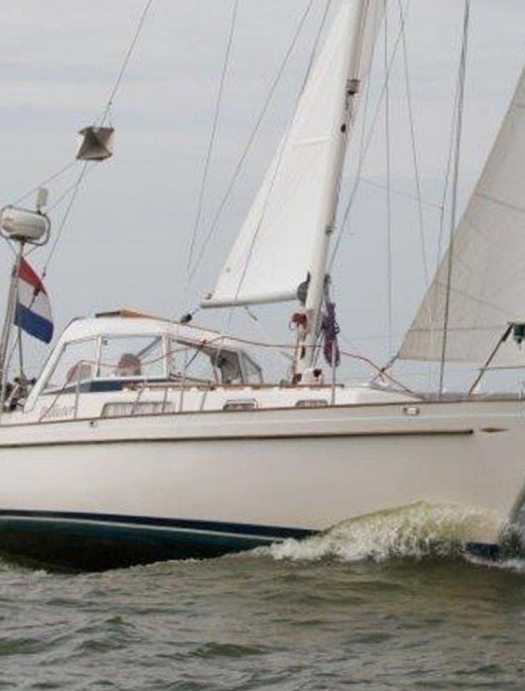 RASMUS 35 (HALLBERG-RASSY)