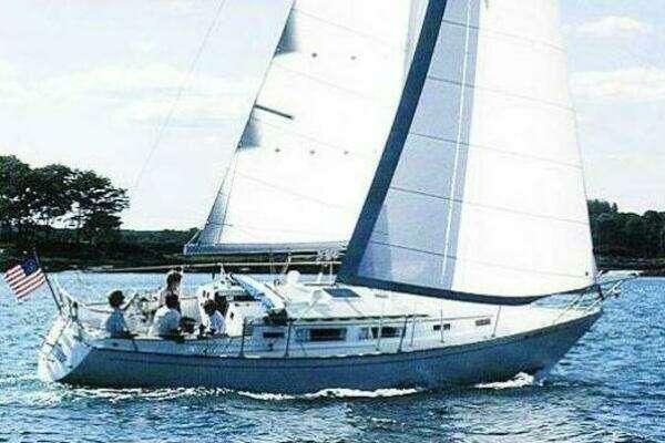 SABRE 32 (TRI-CABIN)