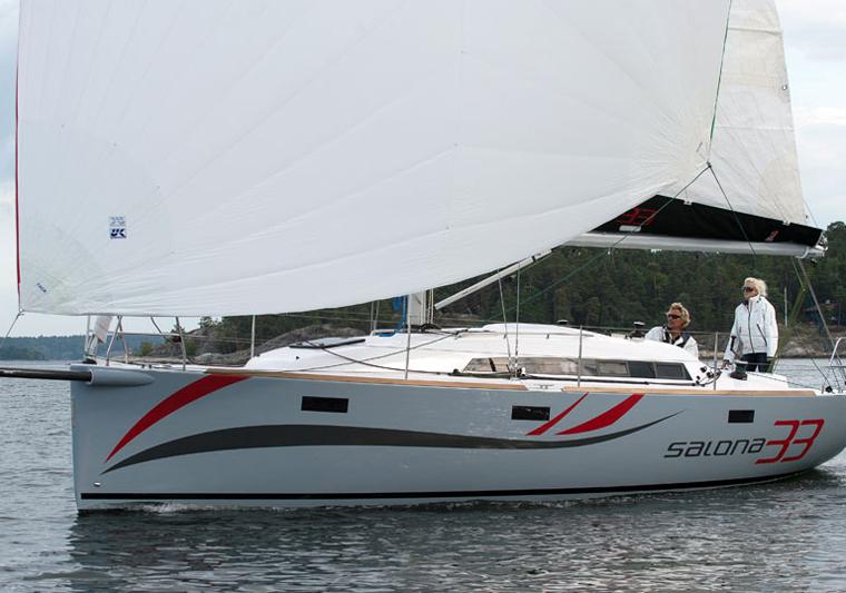 SALONA 33