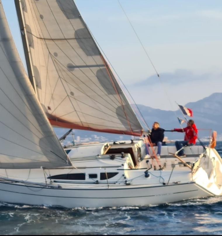 SUN FAST 32I (JEANNEAU)