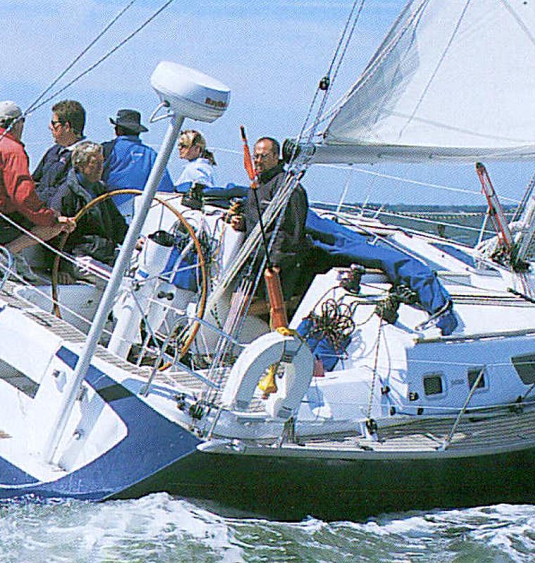 SUN FAST 41 (JEANNEAU)