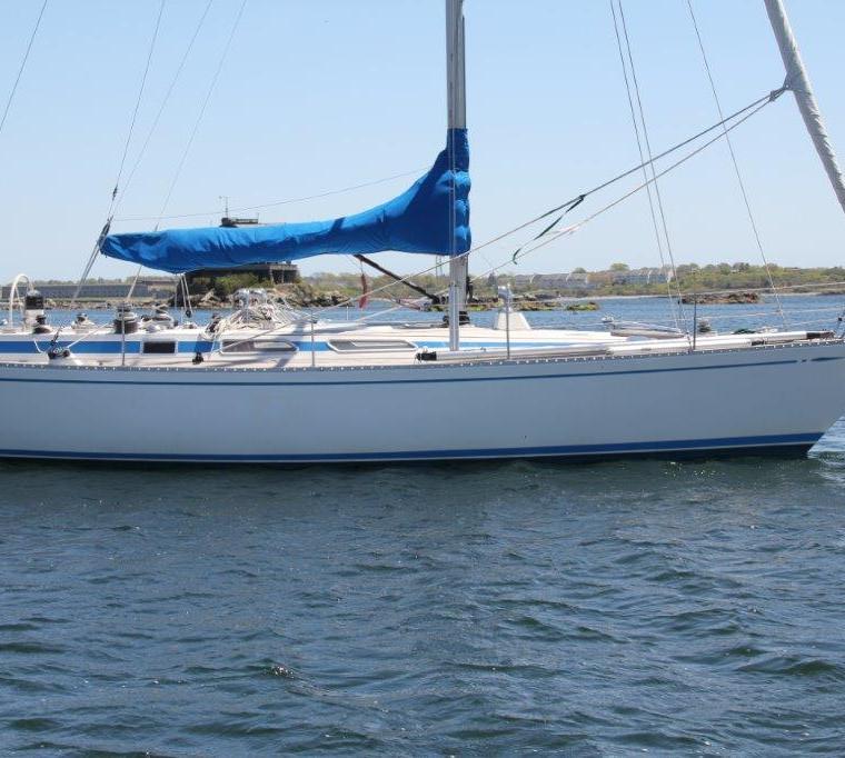SWAN 37