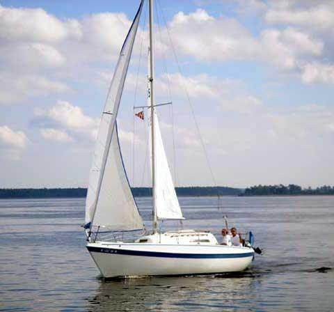 TANZER 26