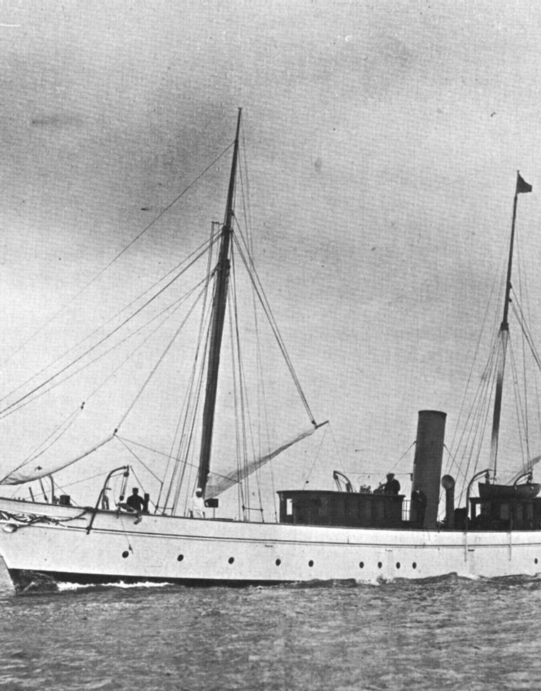 TITANIA 26