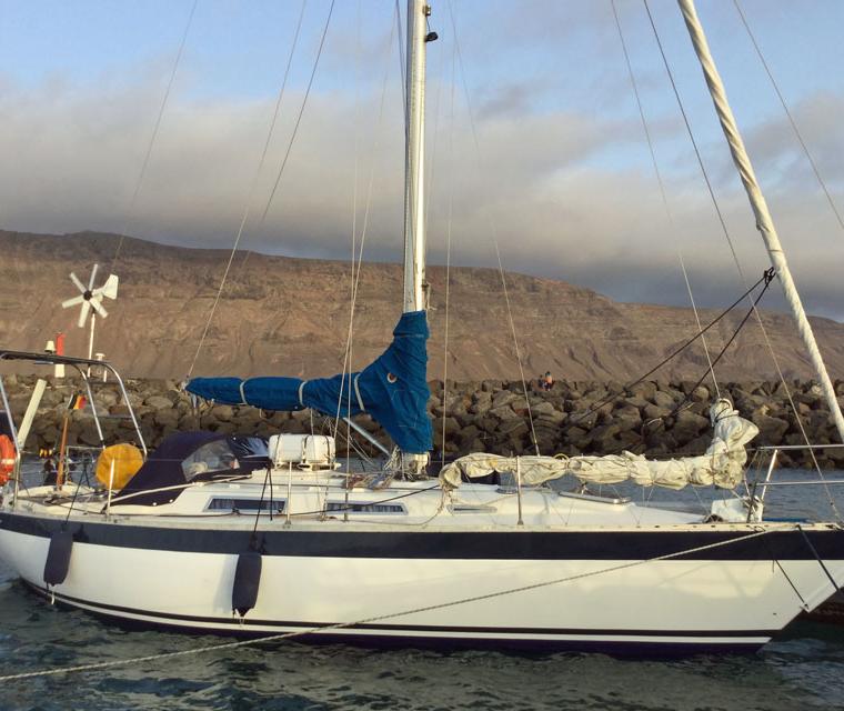 WAUQUIEZ PILOT SALOON 40
