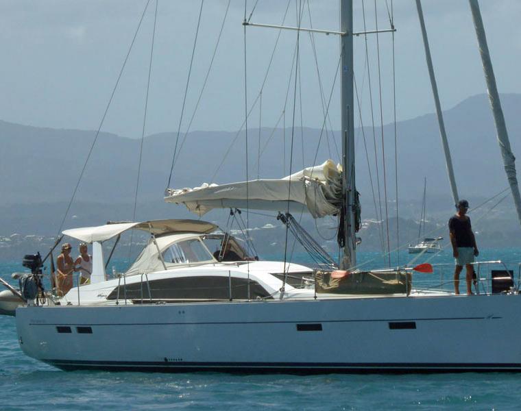 WAUQUIEZ PILOT SALOON 48-2